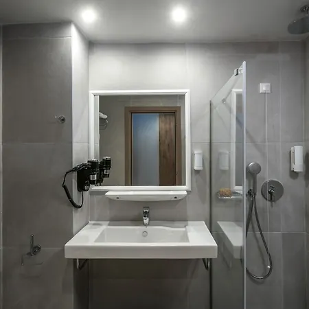 Mistral Mare Отель 4*