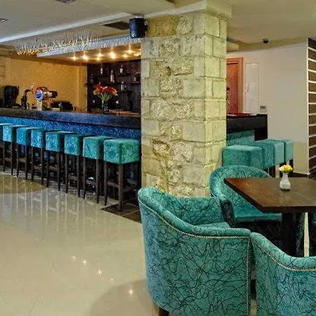 Mistral Mare Hotel